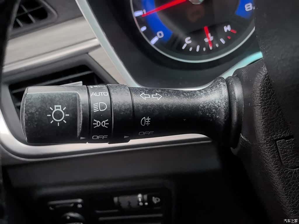Geely X3, 2018 21