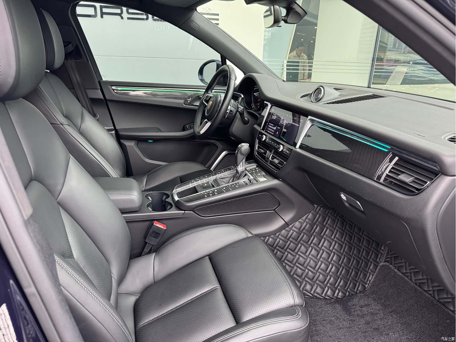 Porsche Macan, 2021 14