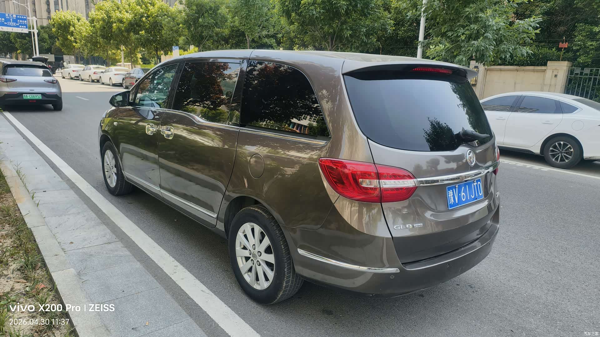 Buick GL8, 2017 все фото