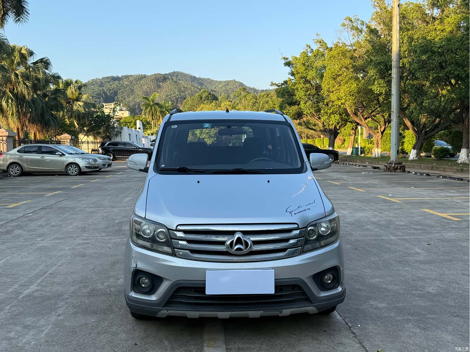 Changan EA15, 2017 2