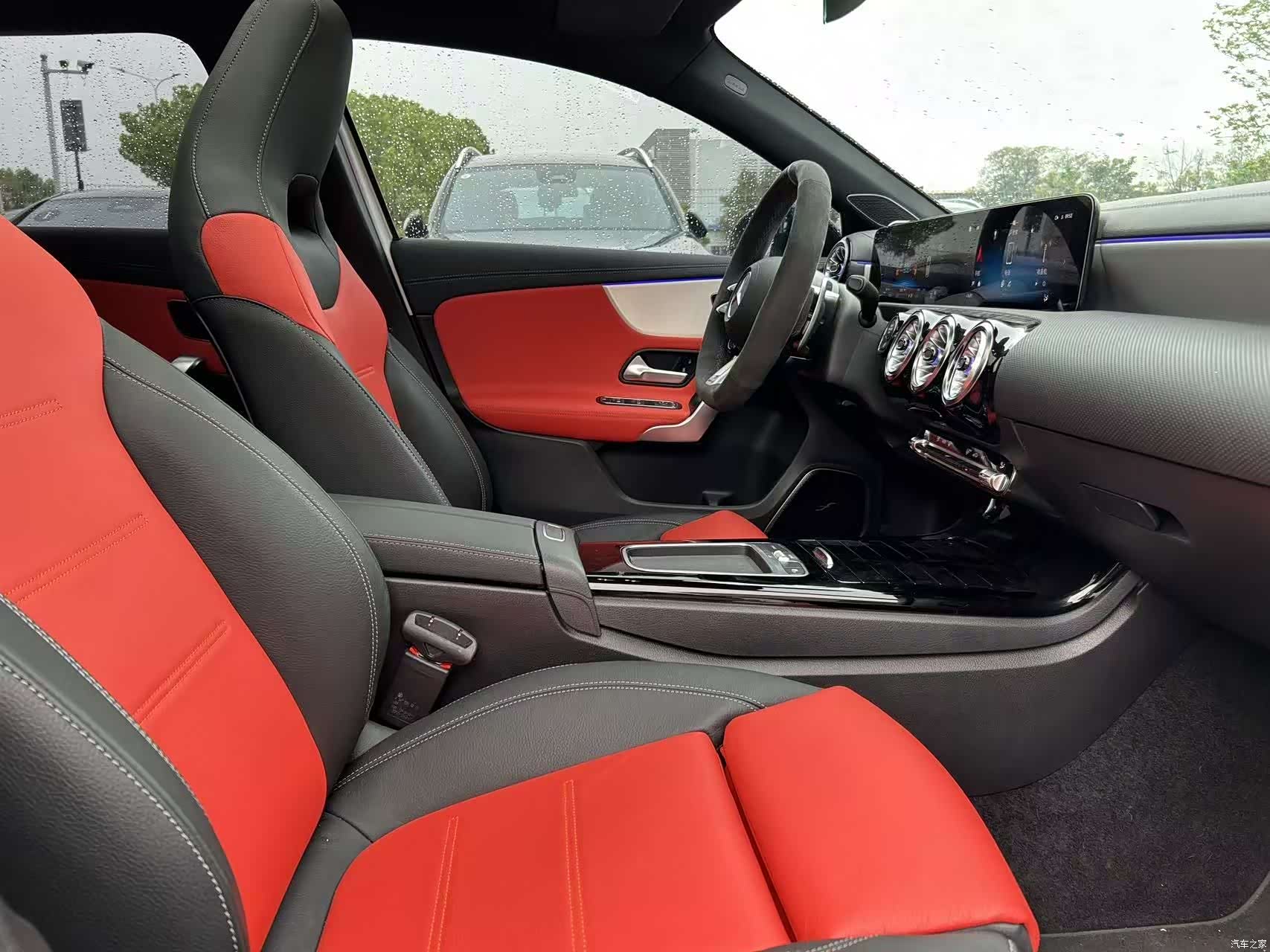 Mercedes-Benz A-Class, 2024 15