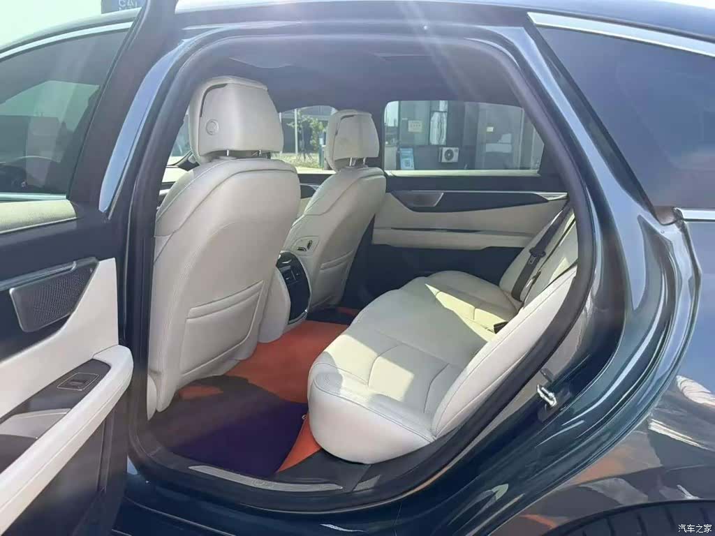 Cadillac CT6, 2024 8