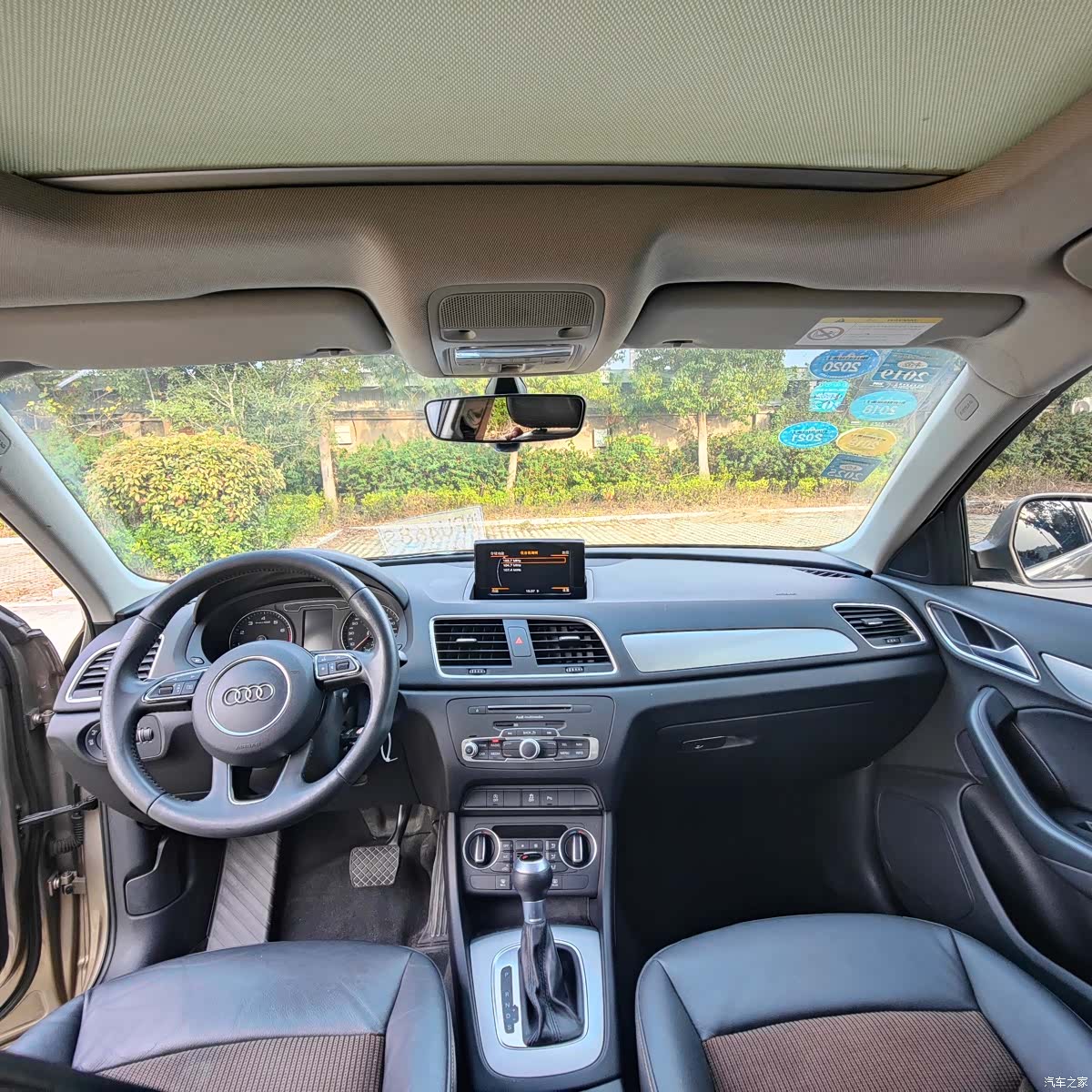 Audi Q3, 2017 12