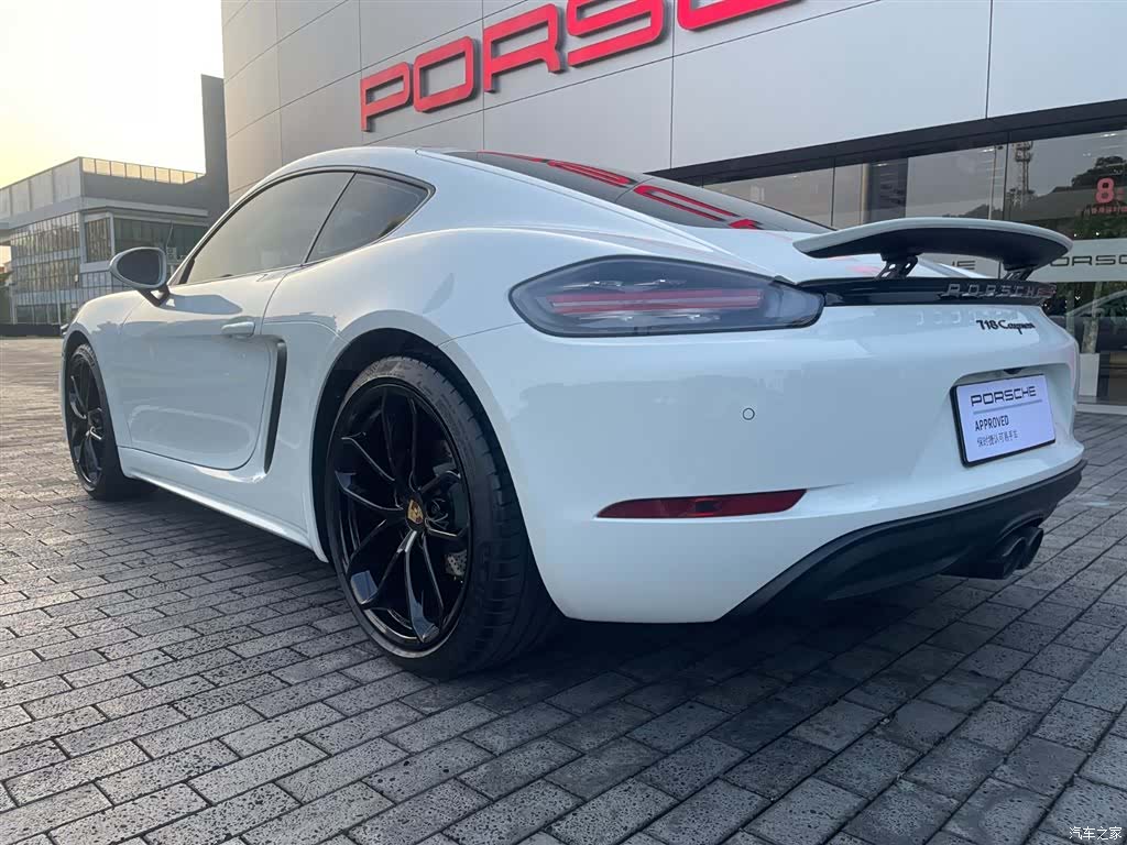 Porsche Cayman, 2025 17
