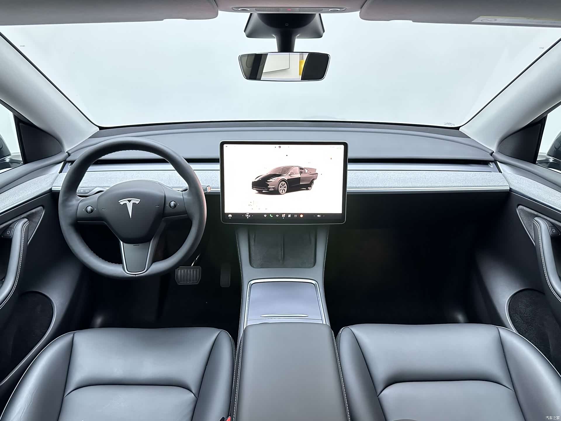 Tesla Model Y, 2023 14