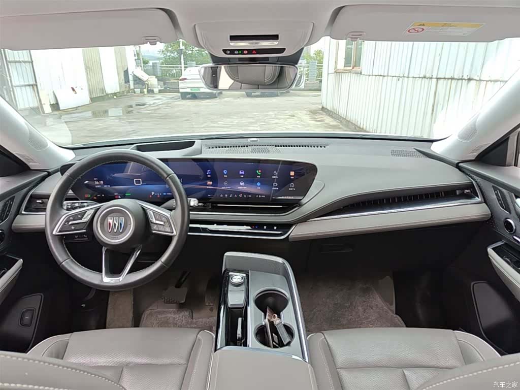 Buick E5, 2025 10