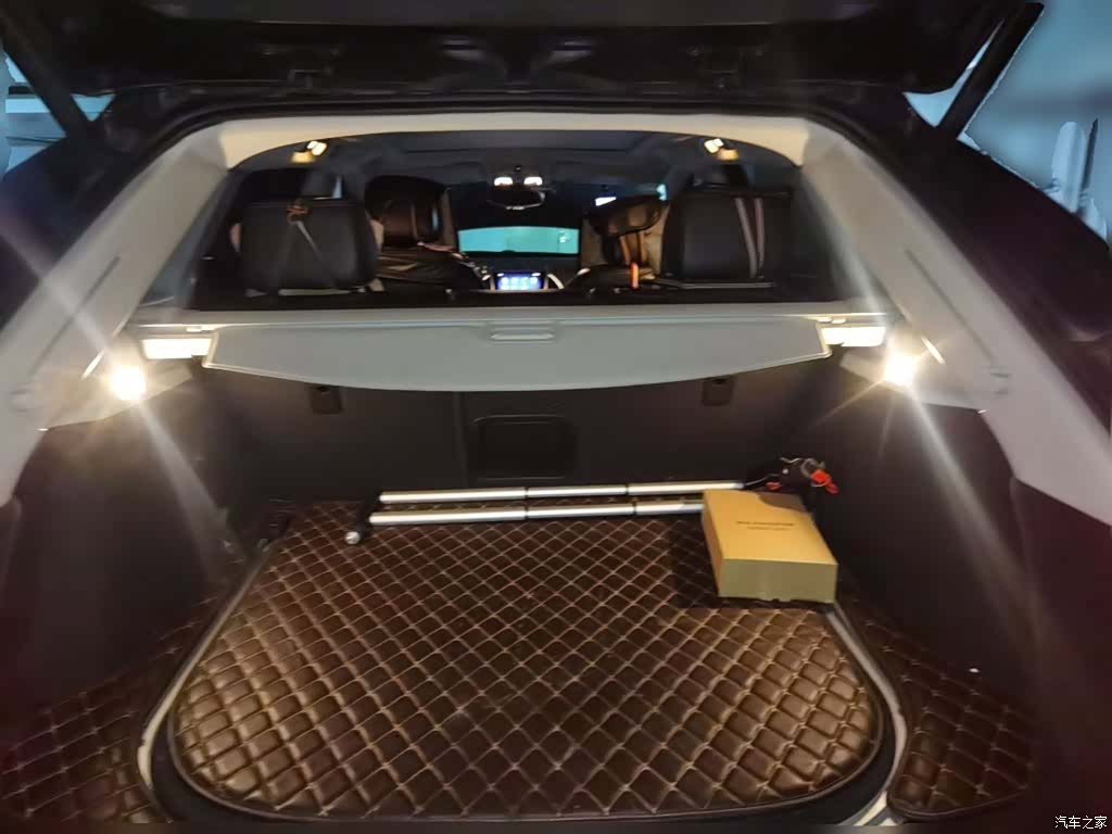 Cadillac SRX, 2016 16
