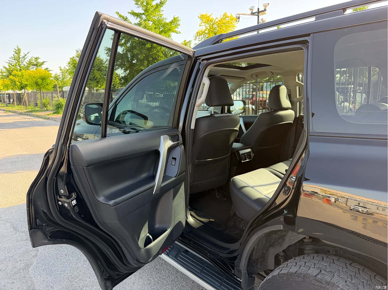 Toyota Prado, 2014 15