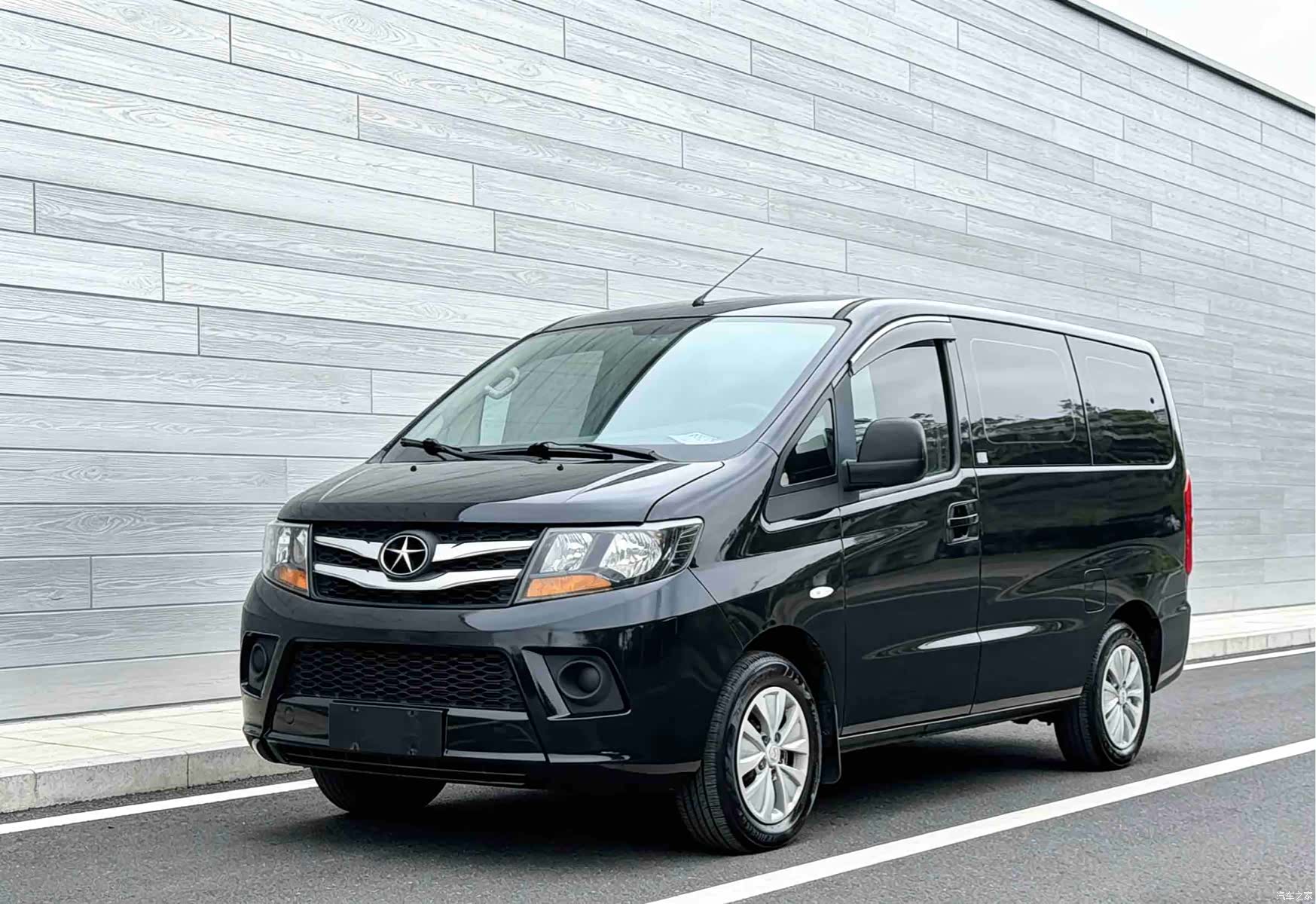 JiangQiJiTuan M3, 2017 1
