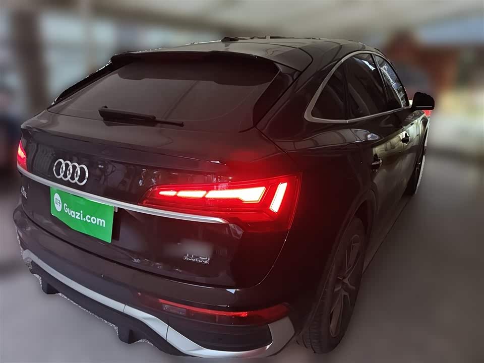 Audi Q5L Sportback