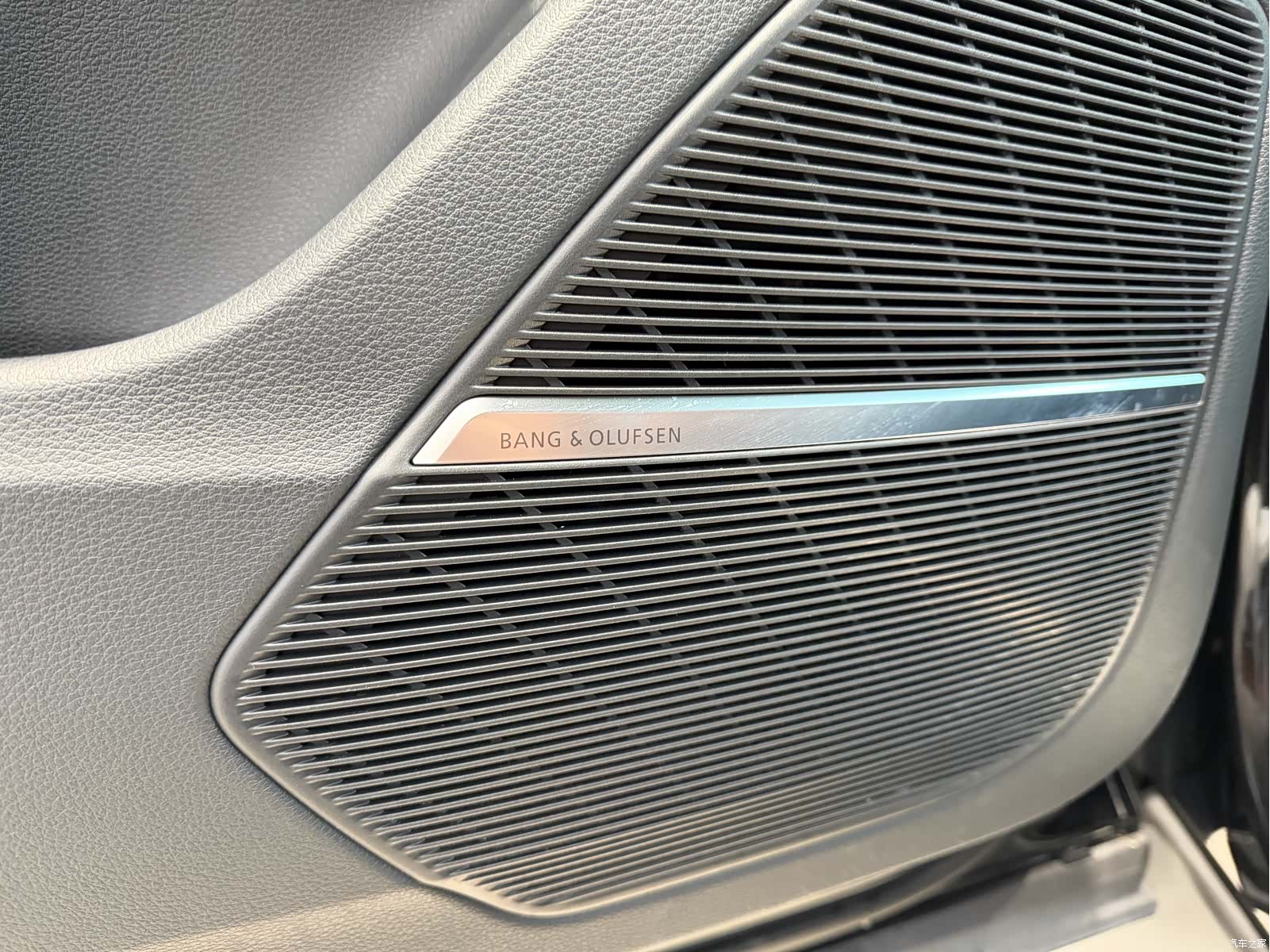 Audi Q7, 2023 10