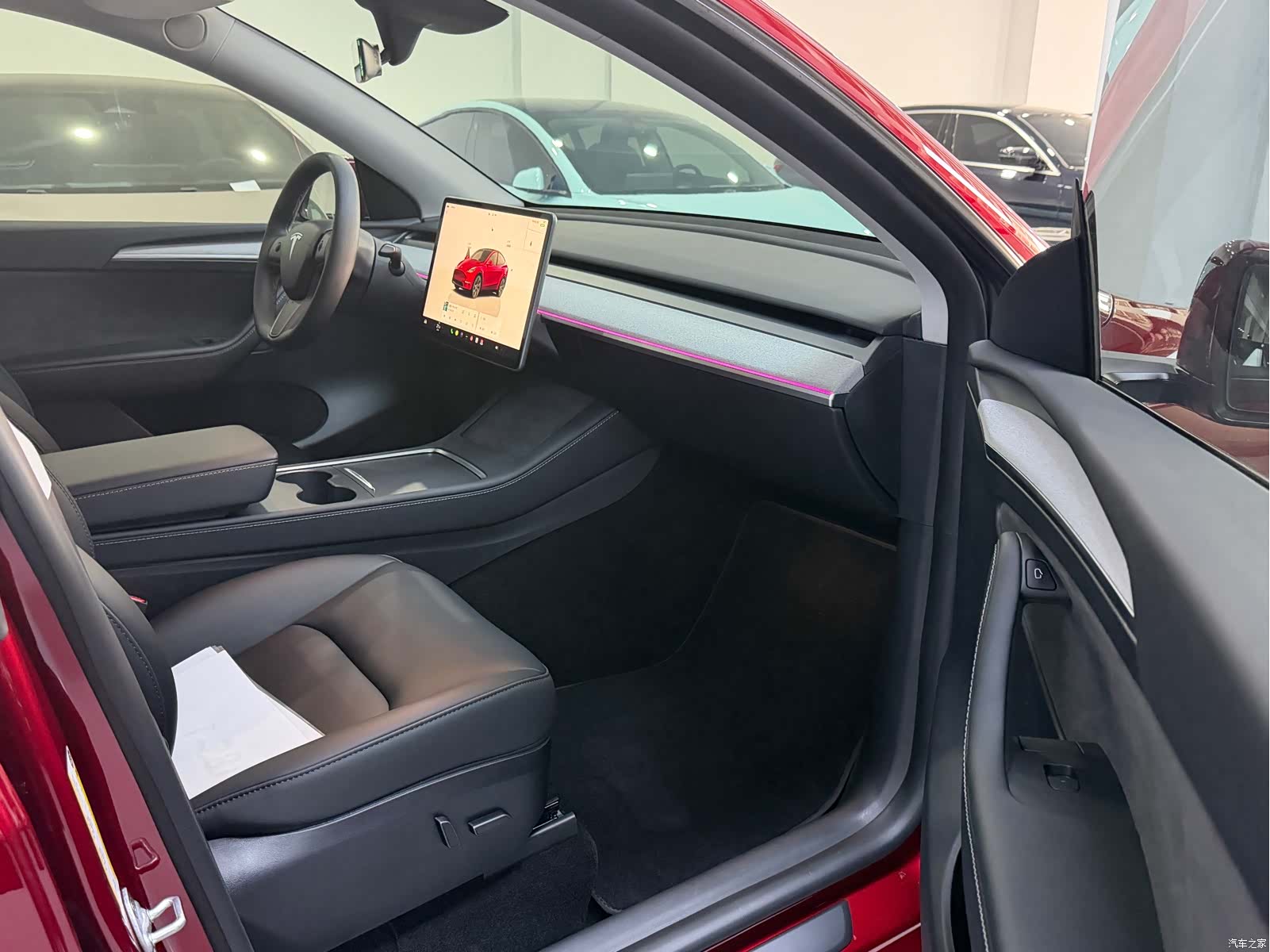 Tesla Model Y, 2024 7