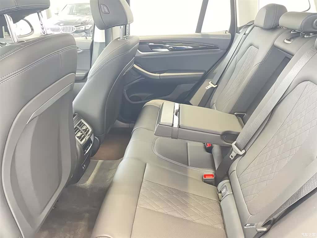BMW X3, 2024 12