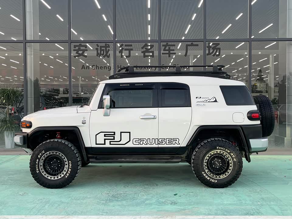 Toyota FJ Cool Luze