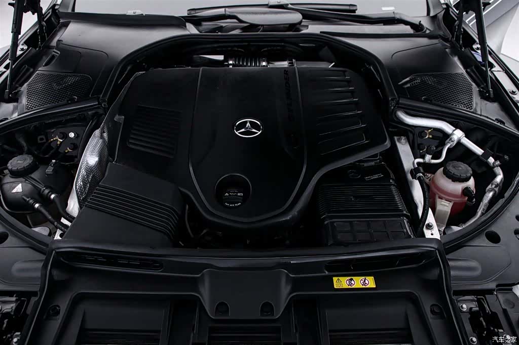 Mercedes-Benz S-Class, 2023 17