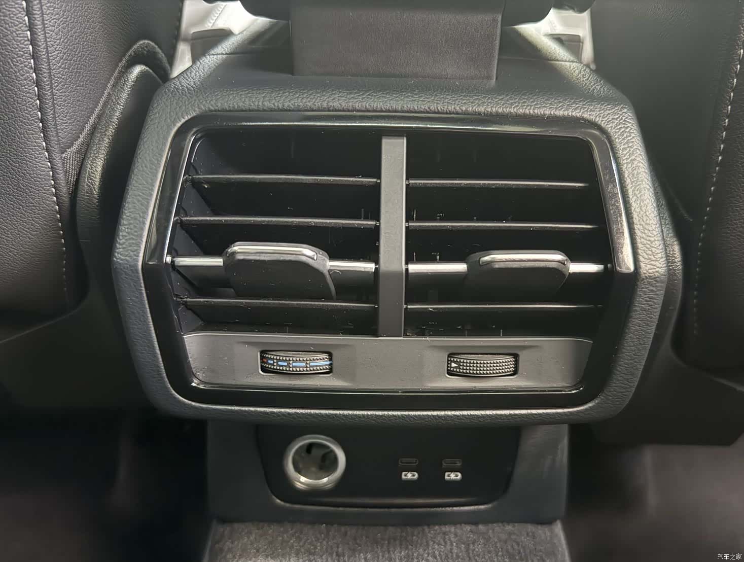 Audi Q3, 2022 18