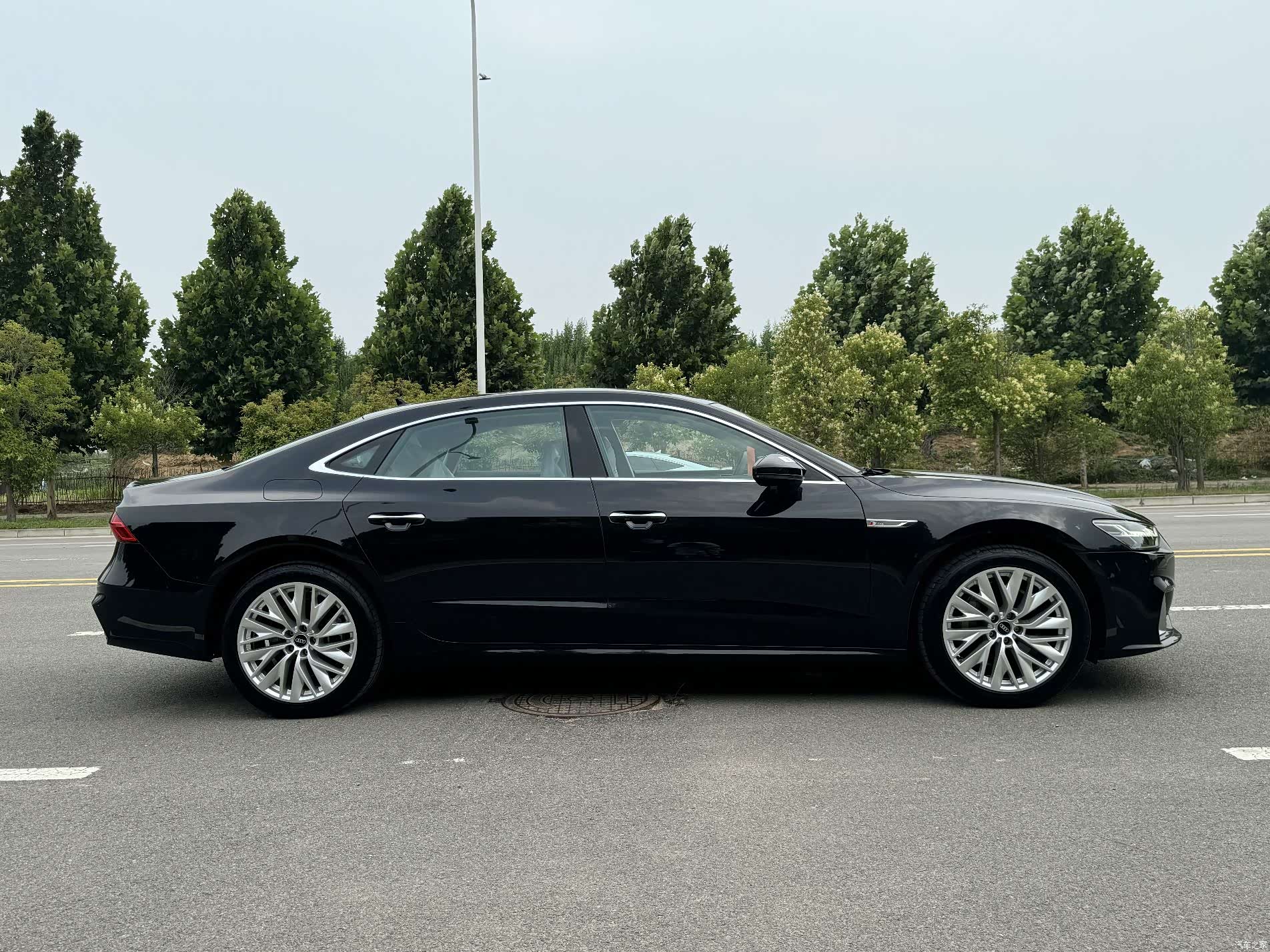 Audi A7L, 2024 4