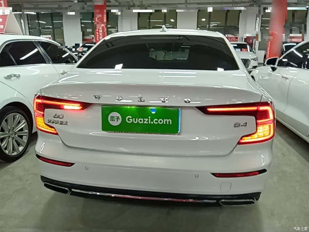 Volvo S60, 2022 6