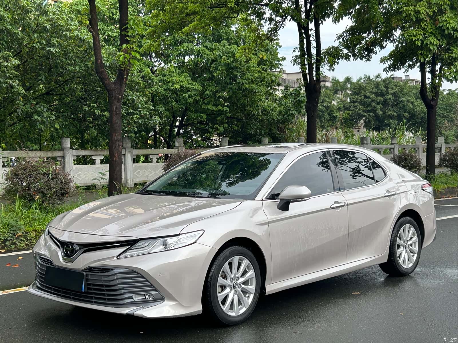 Toyota Camry, 2020 1
