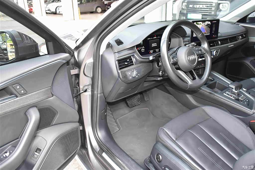 Audi A4, 2021 6
