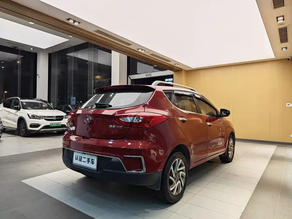 JAC Ruifeng S2