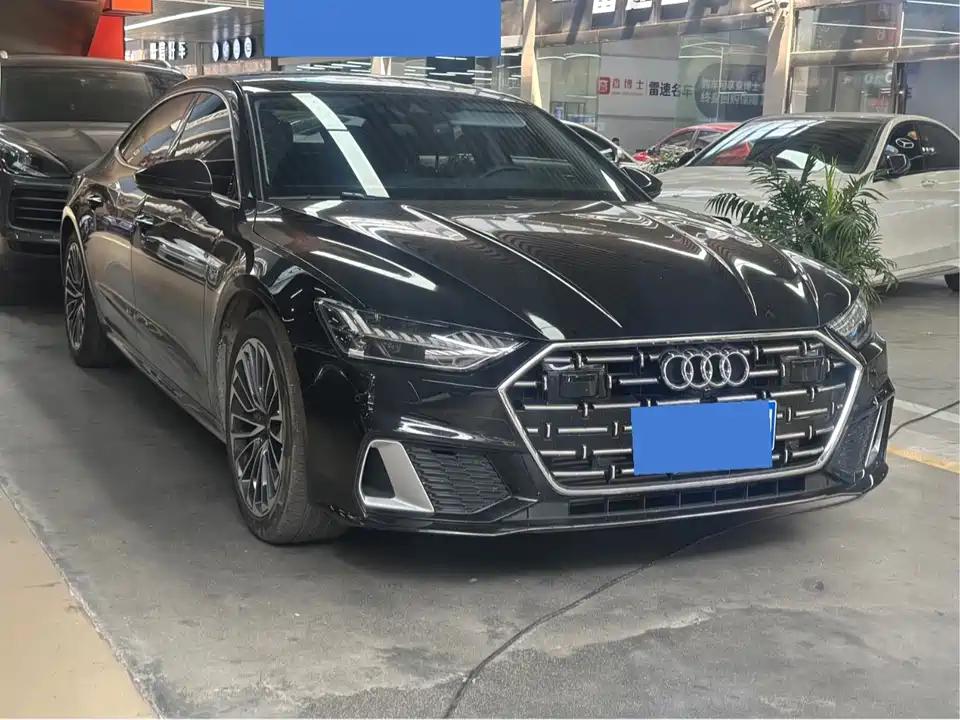 Audi A7L