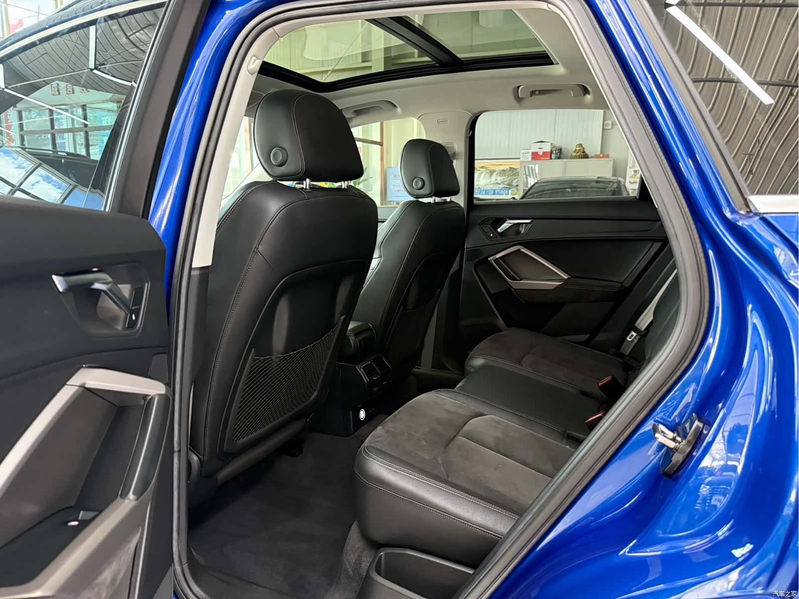 Audi Q3, 2022 6