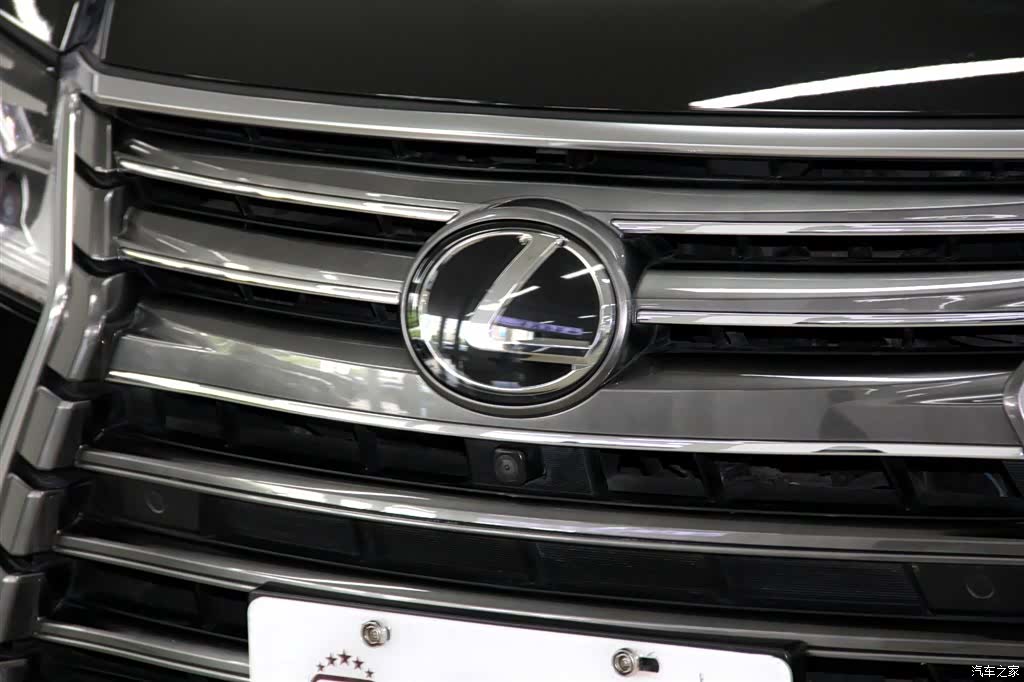 Lexus LX, 2020 39