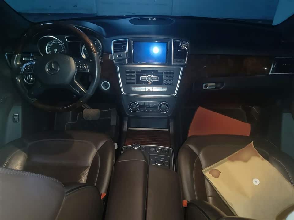 Mercedes-Benz M class