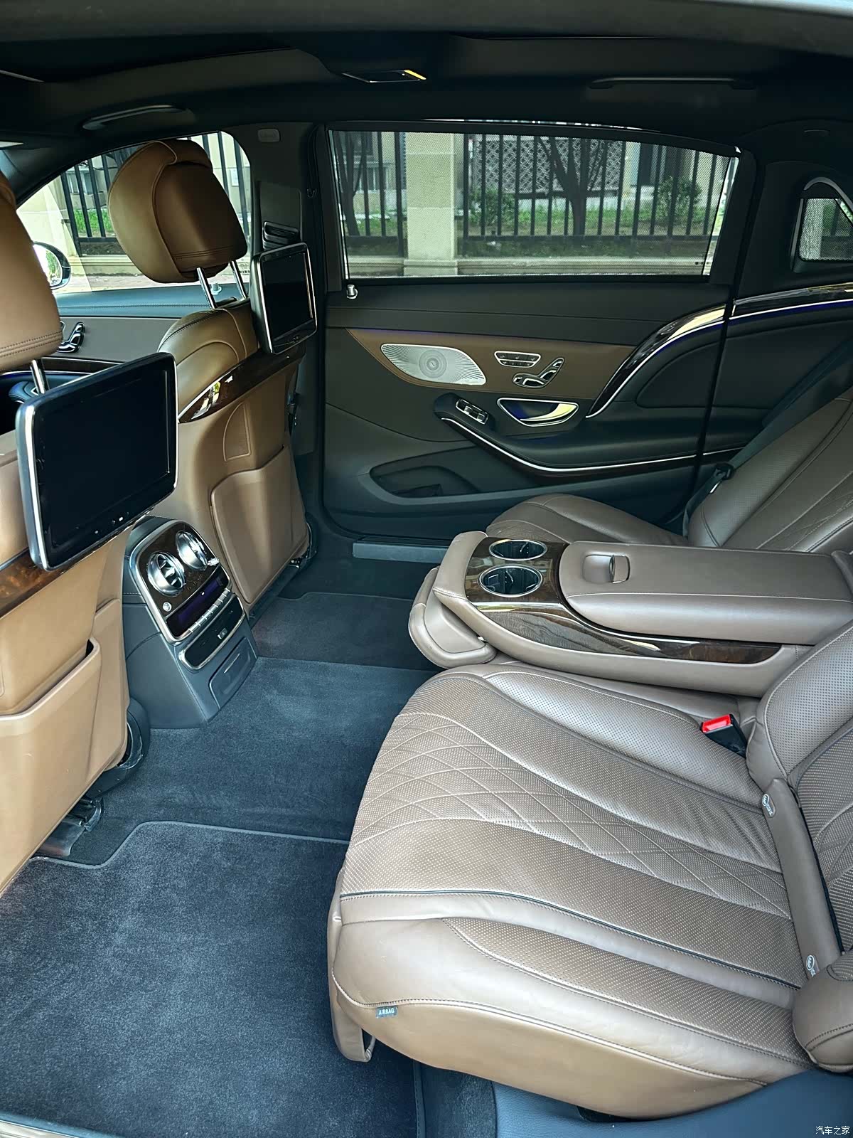 Maybach S-Class, 2016 7