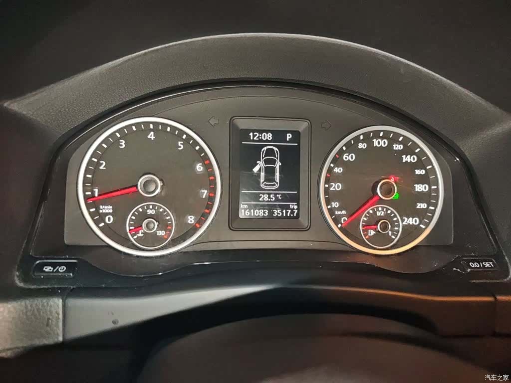 Volkswagen Tiguan, 2015 7