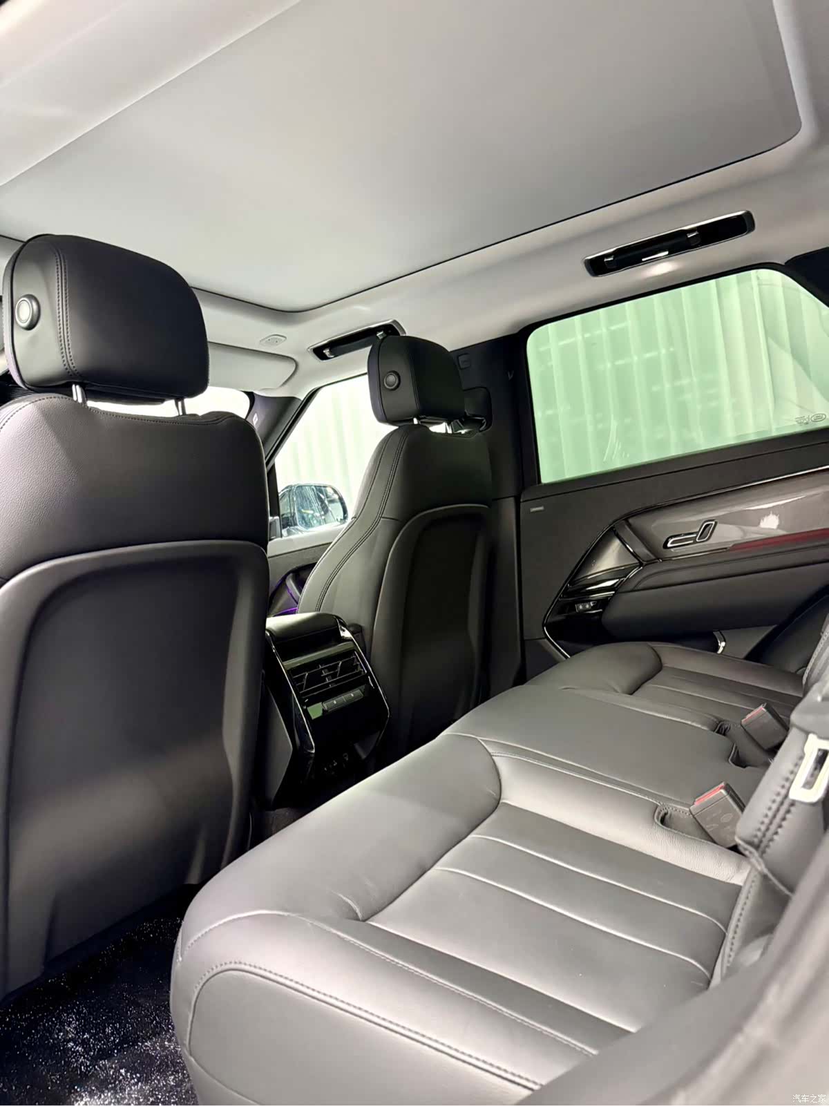 Land Rover Range Rover, 2022 15