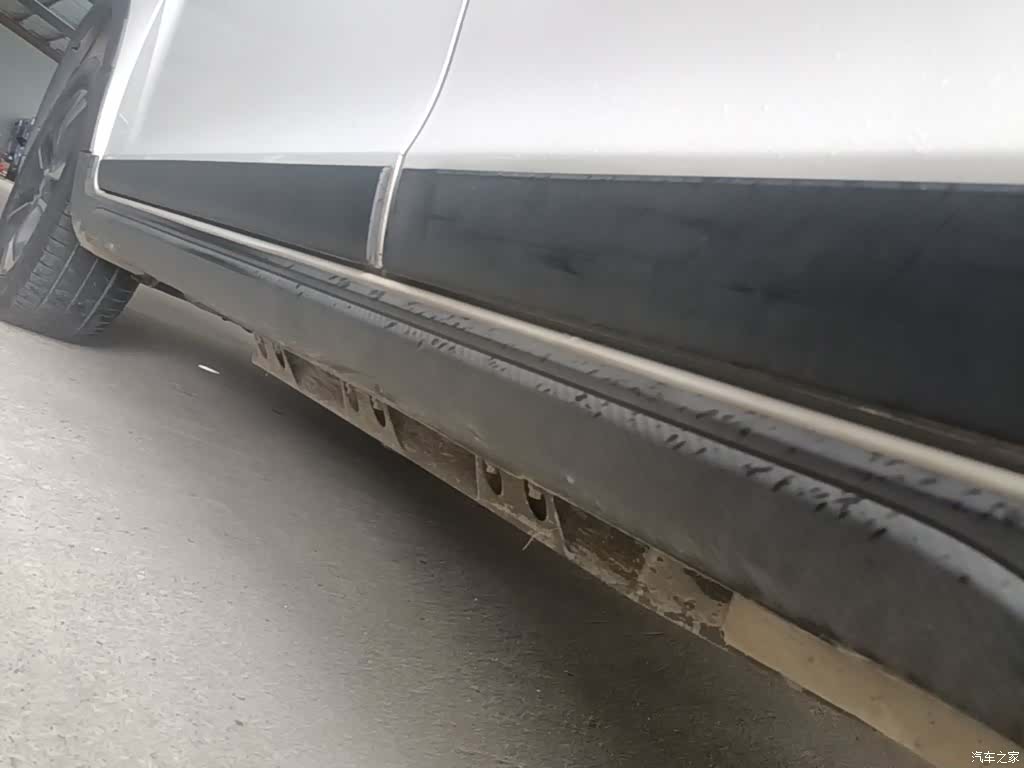Geely EX3, 2022 22