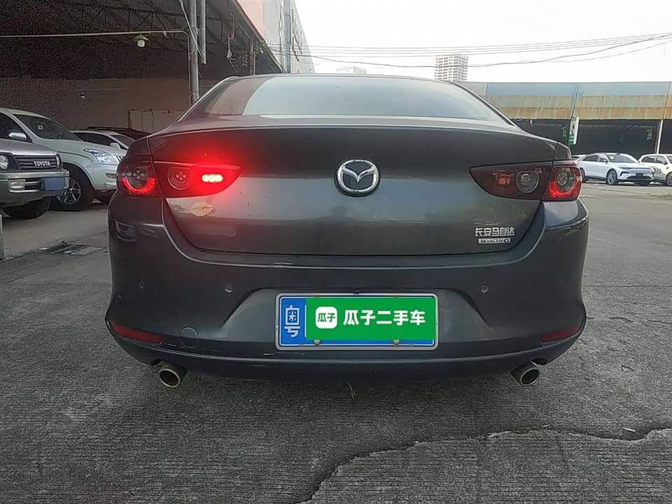Mazda 3 Angkesaila