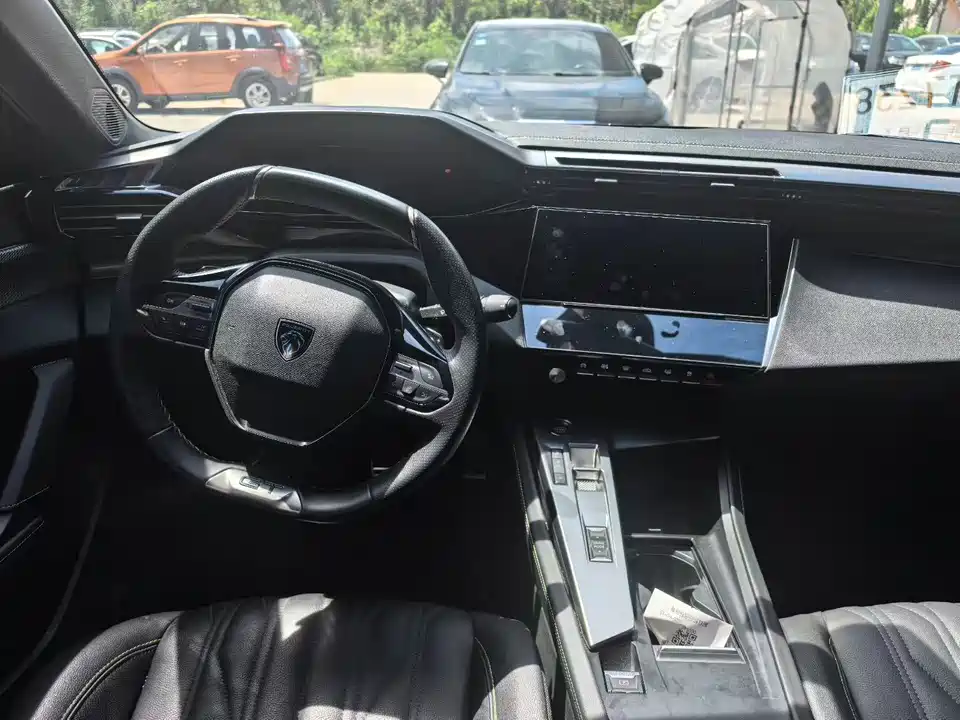 Peugeot 408X