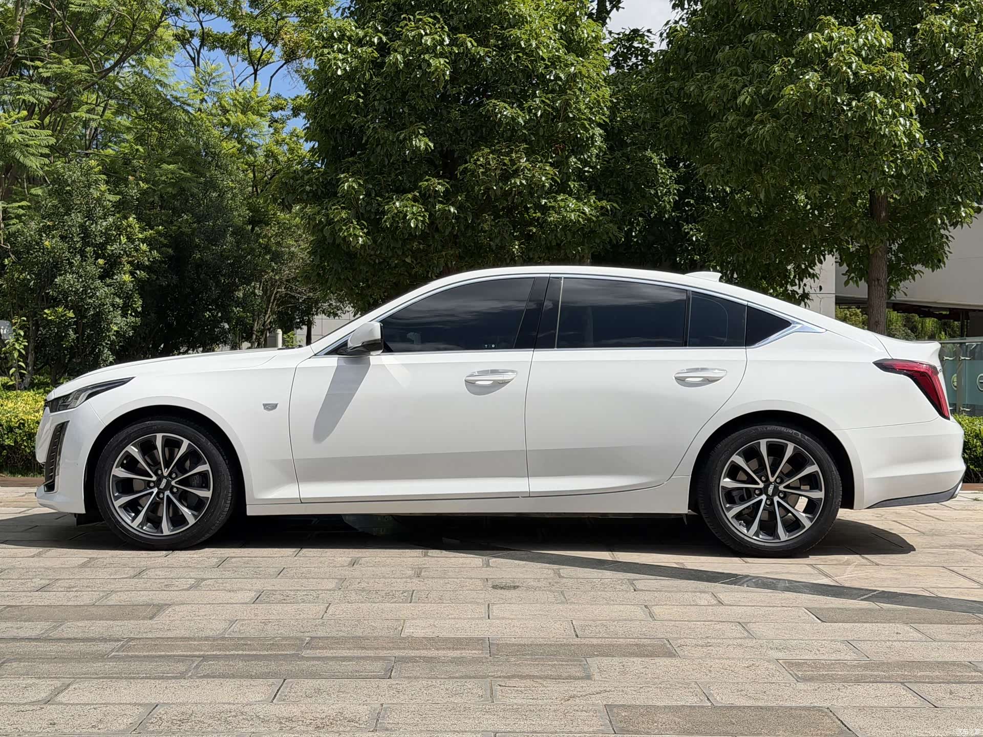 Cadillac CT5, 2022 7
