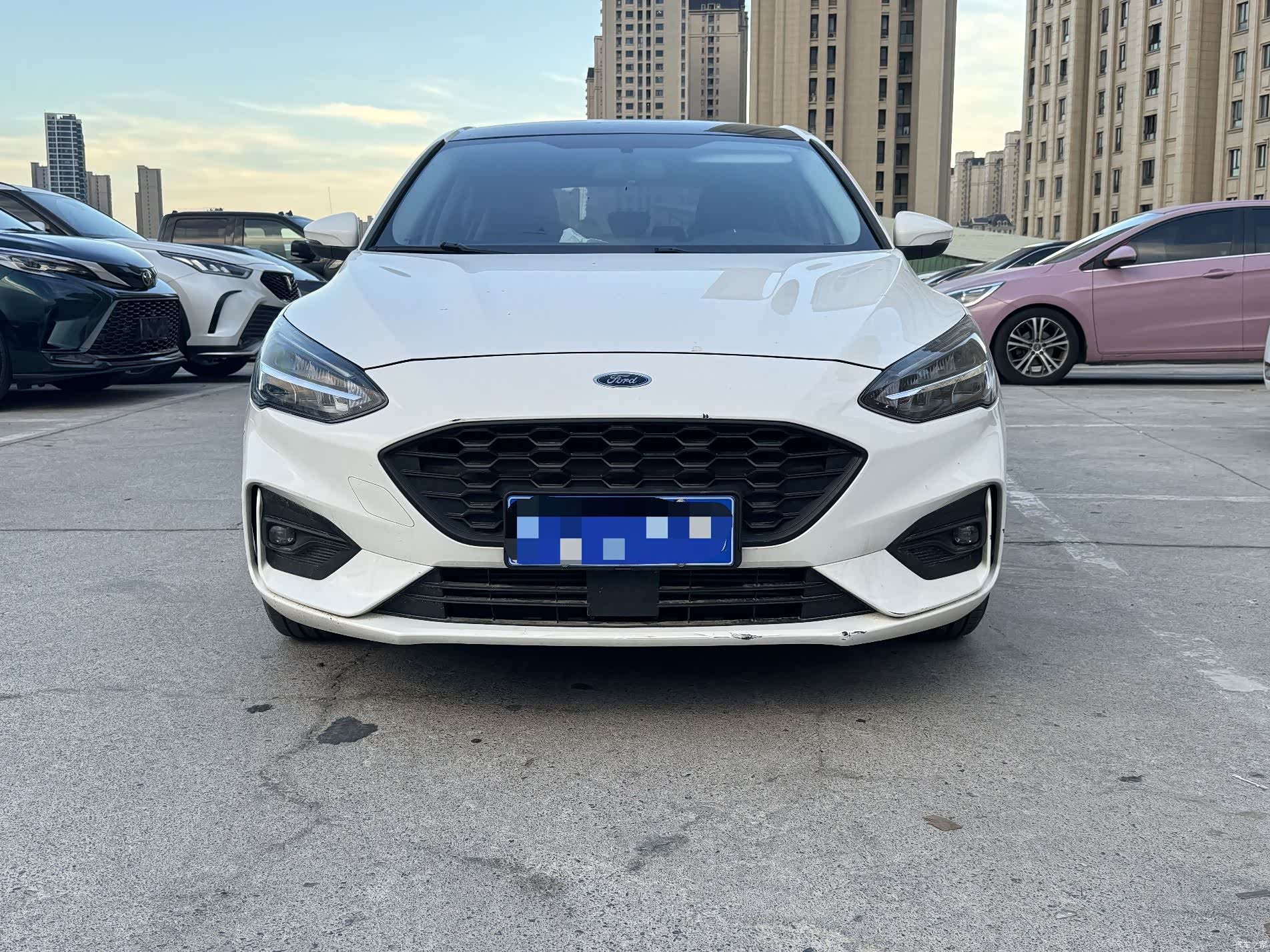 Ford Focus, 2022 3