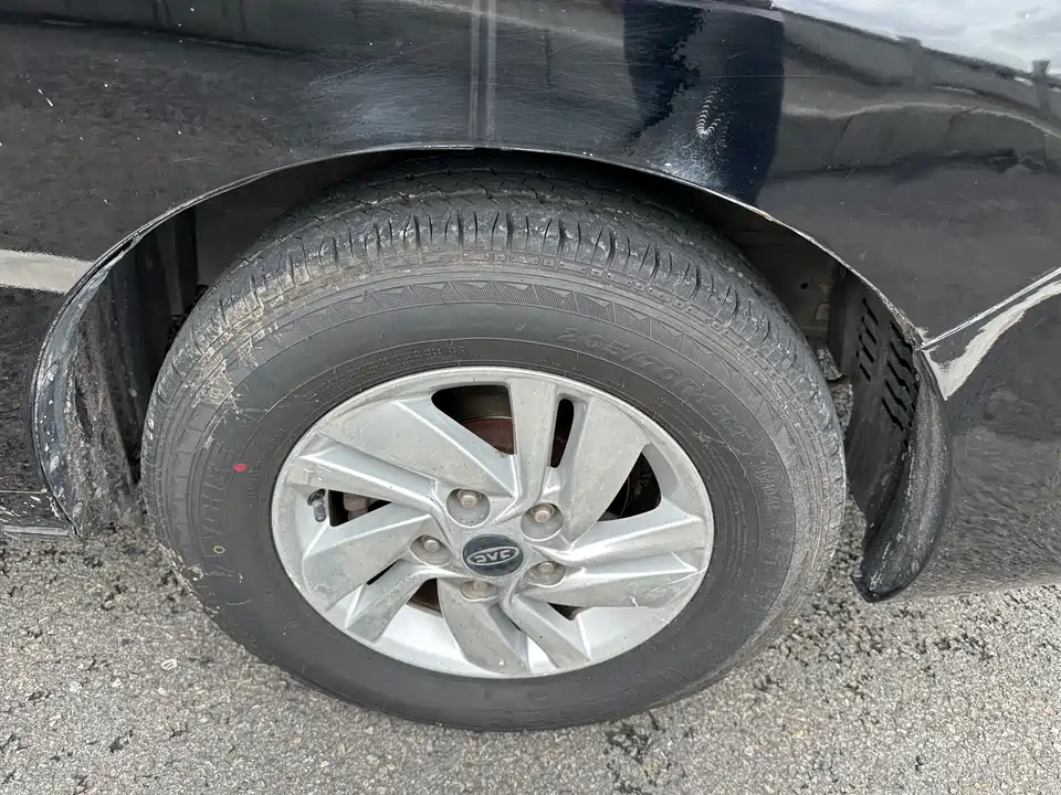 JAC Refine Ruifeng M4