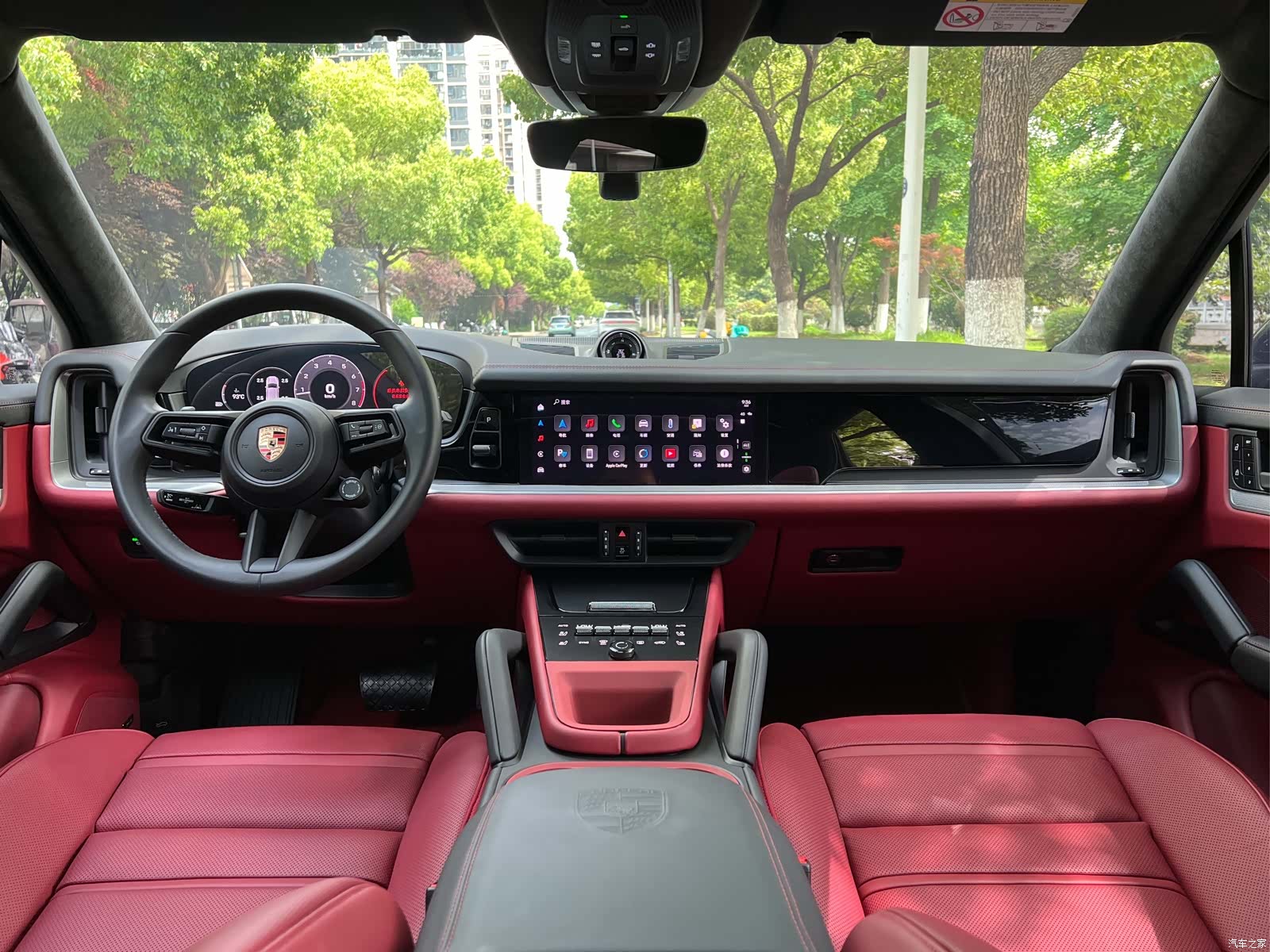 Porsche Cayenne, 2025 4