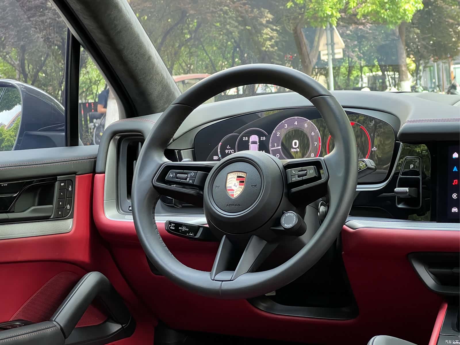 Porsche Cayenne, 2025 14