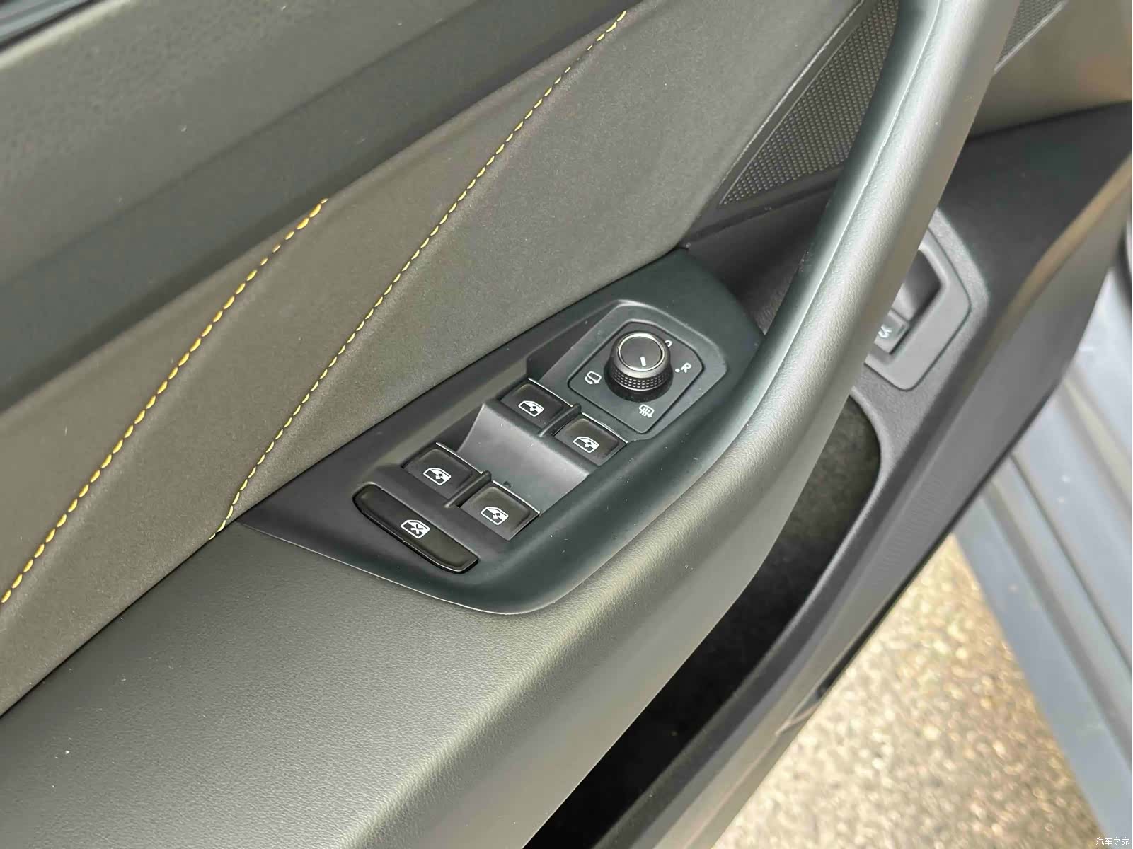 Volkswagen CC, 2022 13
