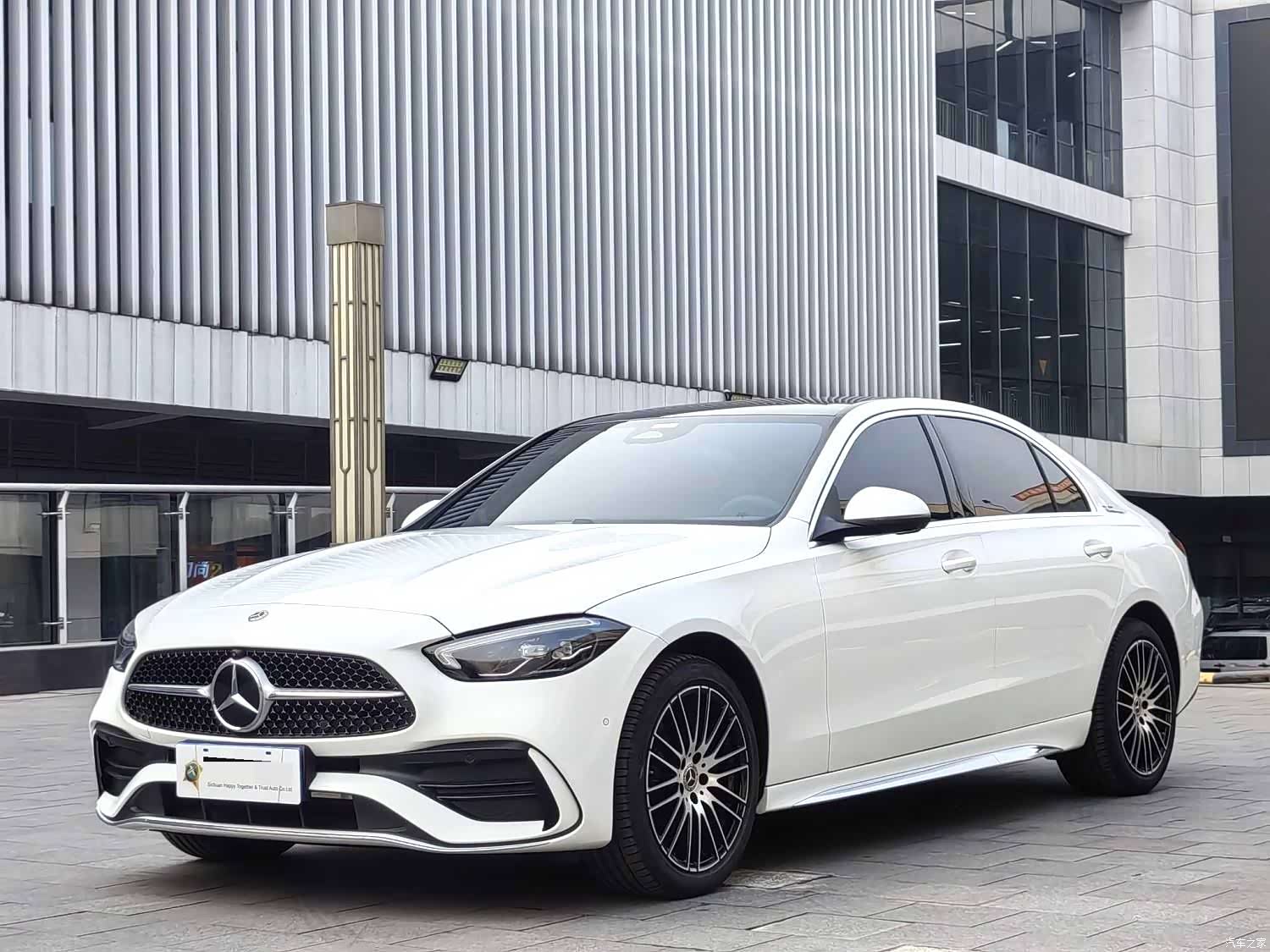 Mercedes-Benz C-Class, 2024 1