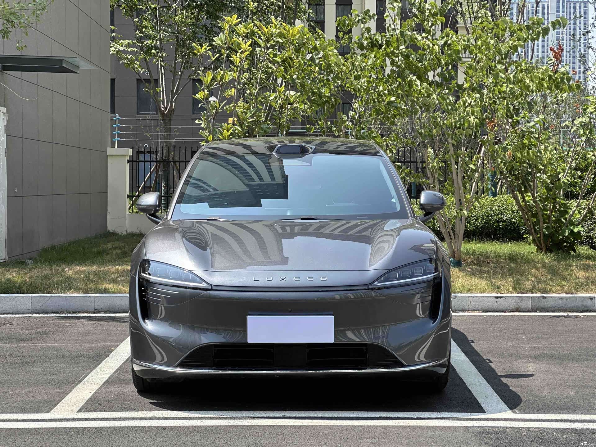 Luxeed R7, 2025 2