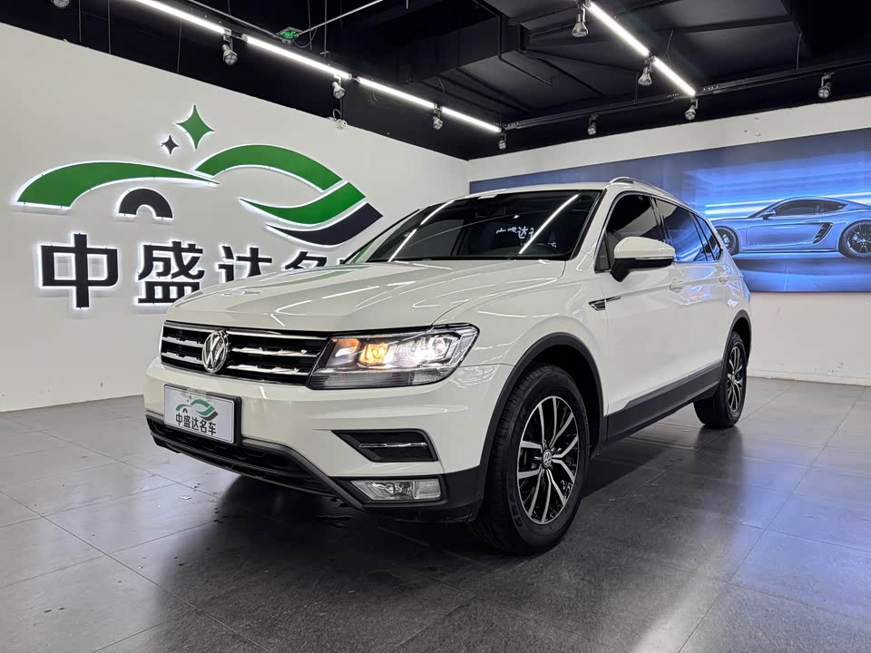 Volkswagen Tiguan L