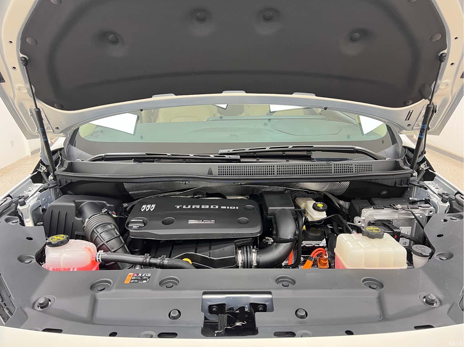 Buick GL8, 2025 29