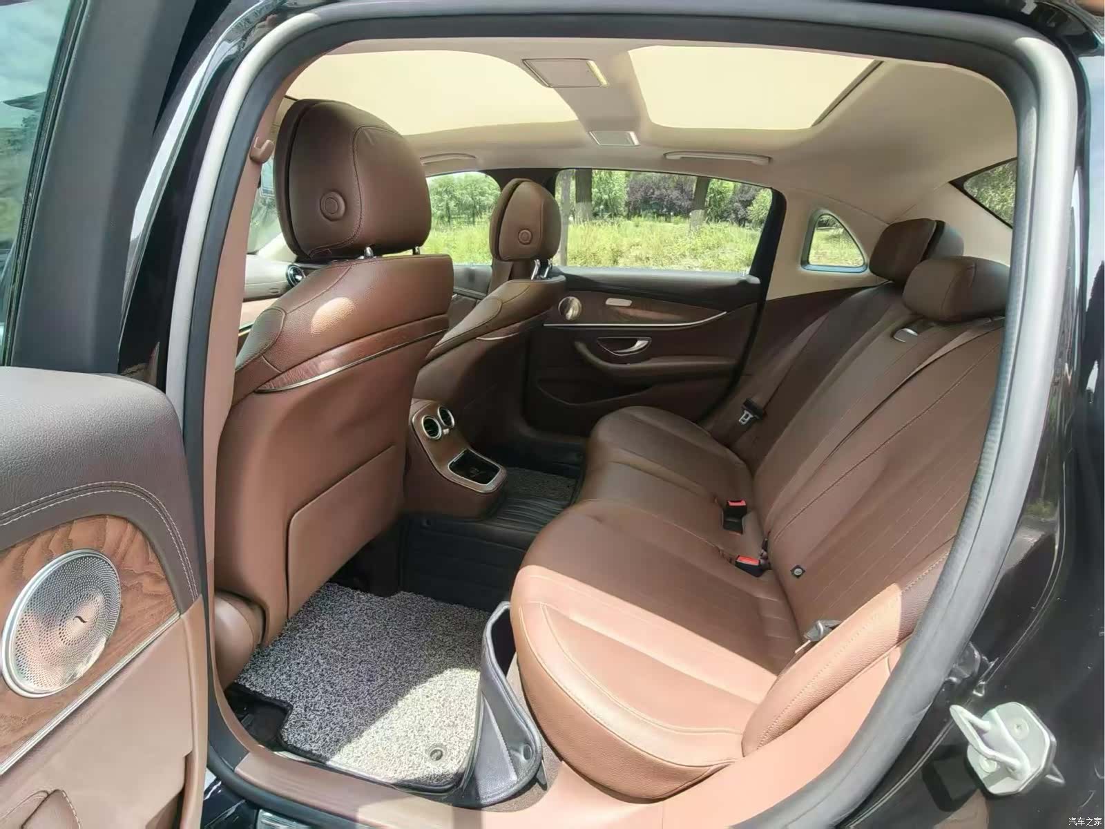 Mercedes-Benz E-Class, 2021 все фото