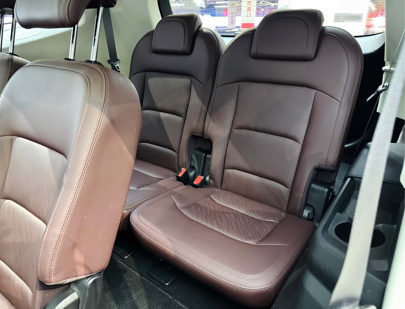 Geely Haoyue, 2022 11