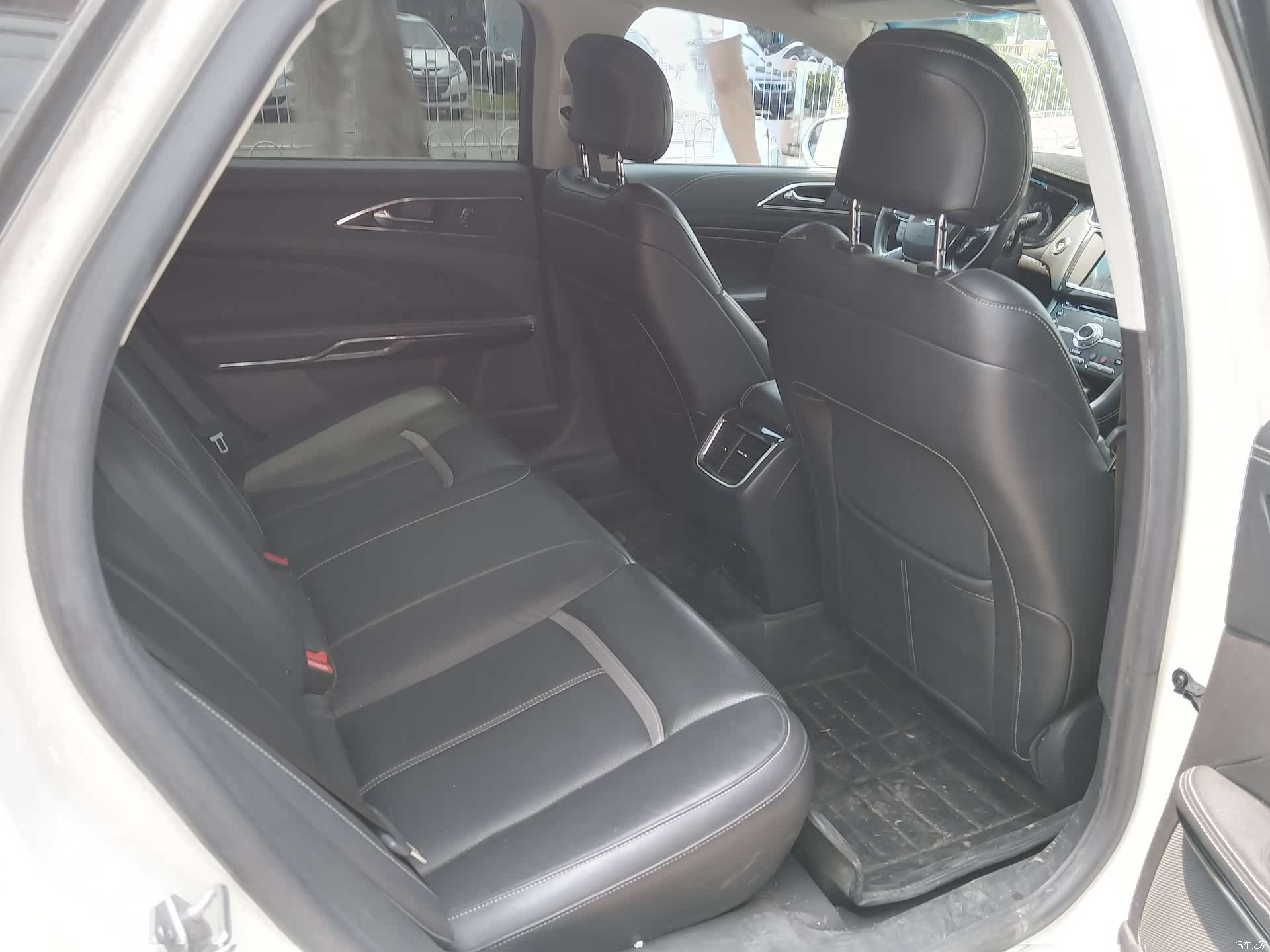 Ford Taurus, 2017 11