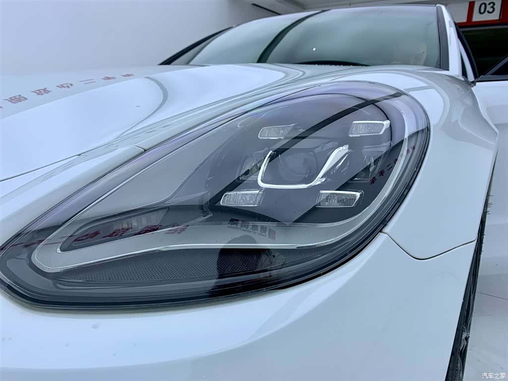 Porsche Panamera, 2023 9