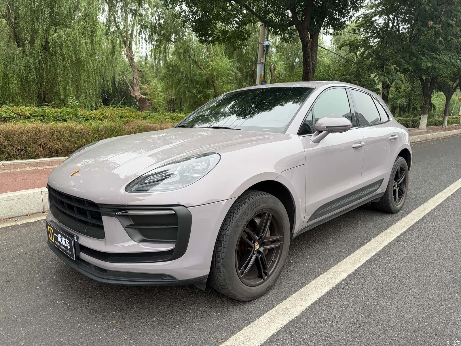 Porsche Macan, 2023 1